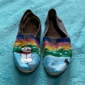 Tom’s winter inspired handpainted